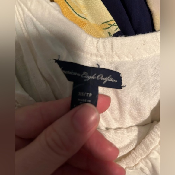 🎀🩷🩵American Eagle One Shoulder Top - Picture 3 of 3